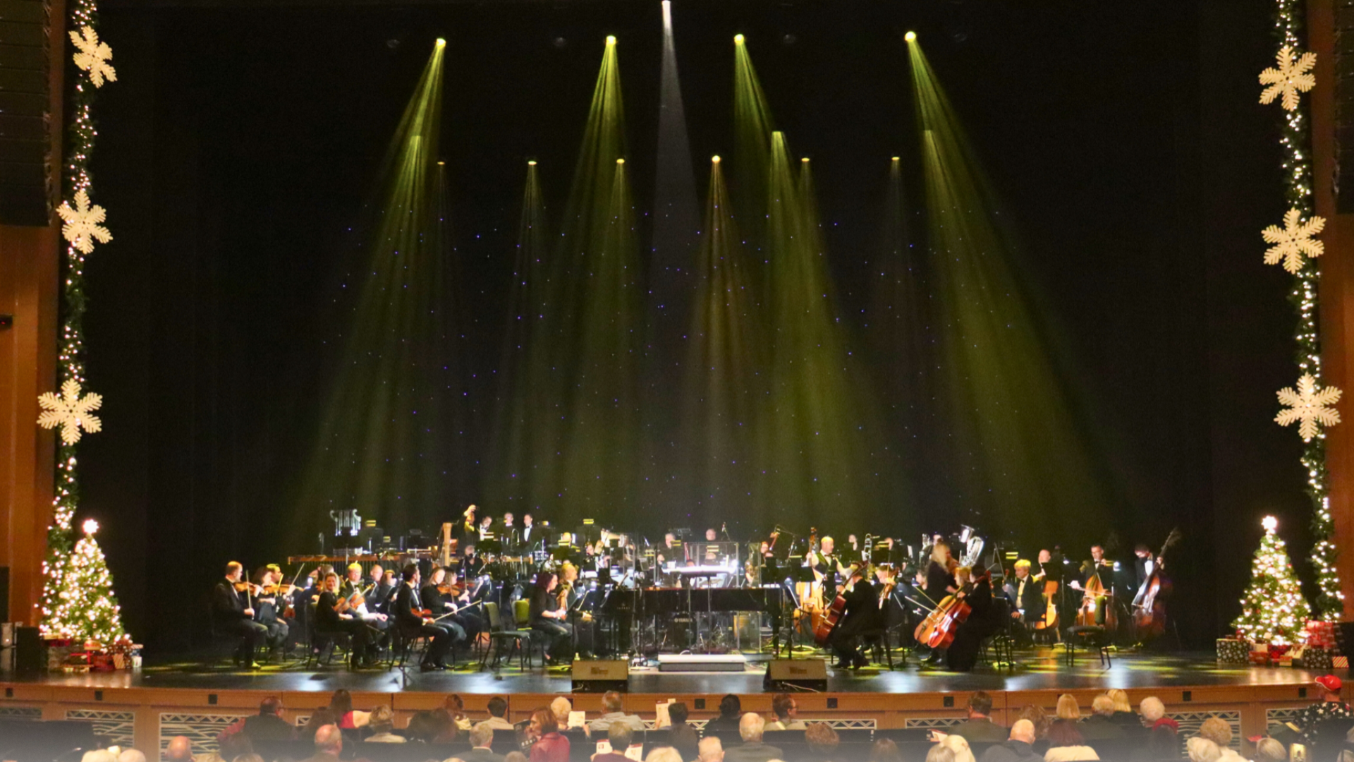 A Very Vegas Christmas Music, Magic, and Holiday Cheer