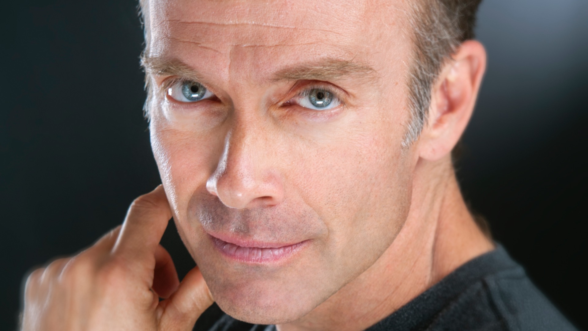 Marcus Weiss in Every Brilliant Thing