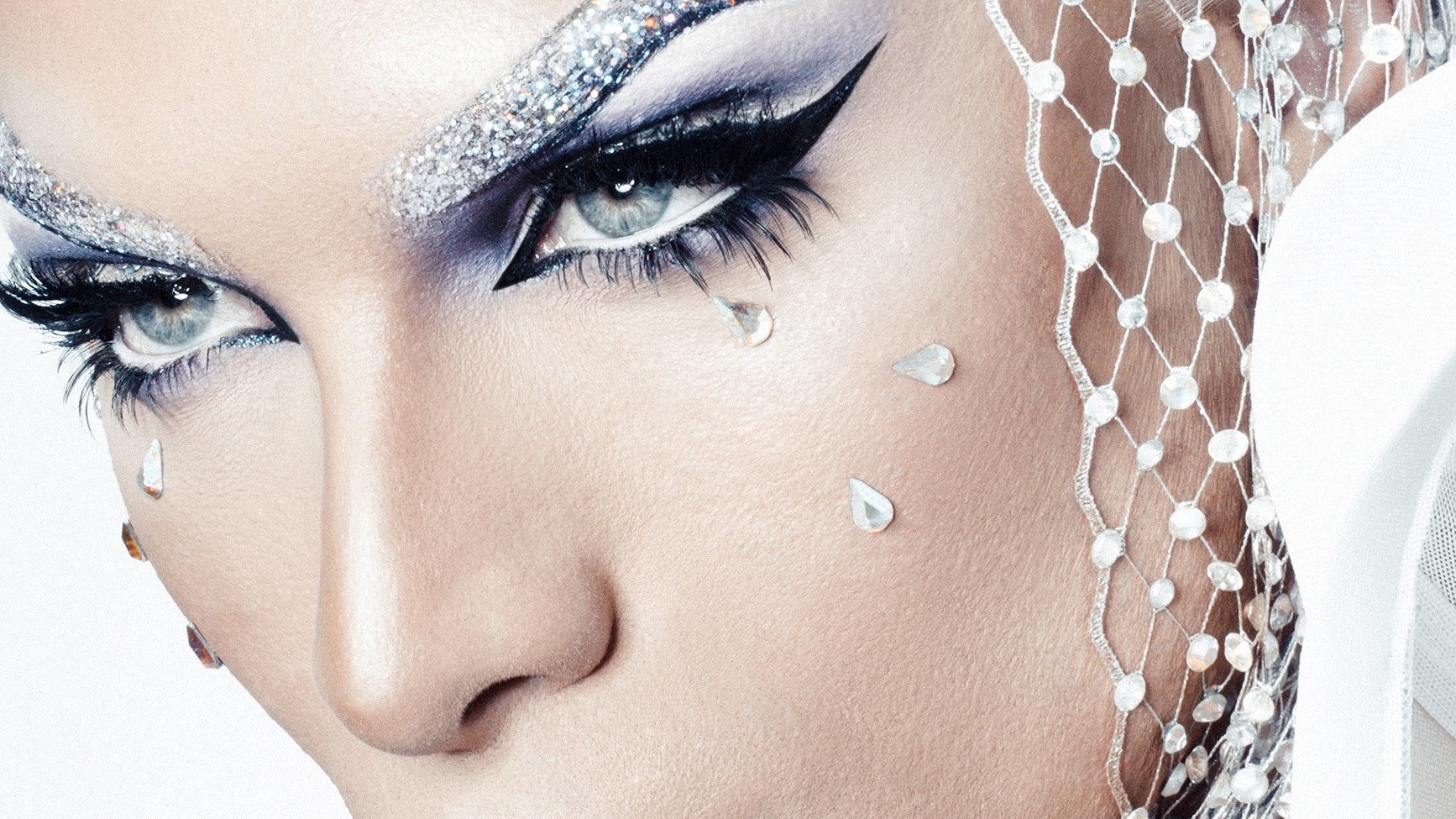 #1900JOHNA: Calling Miss Fame