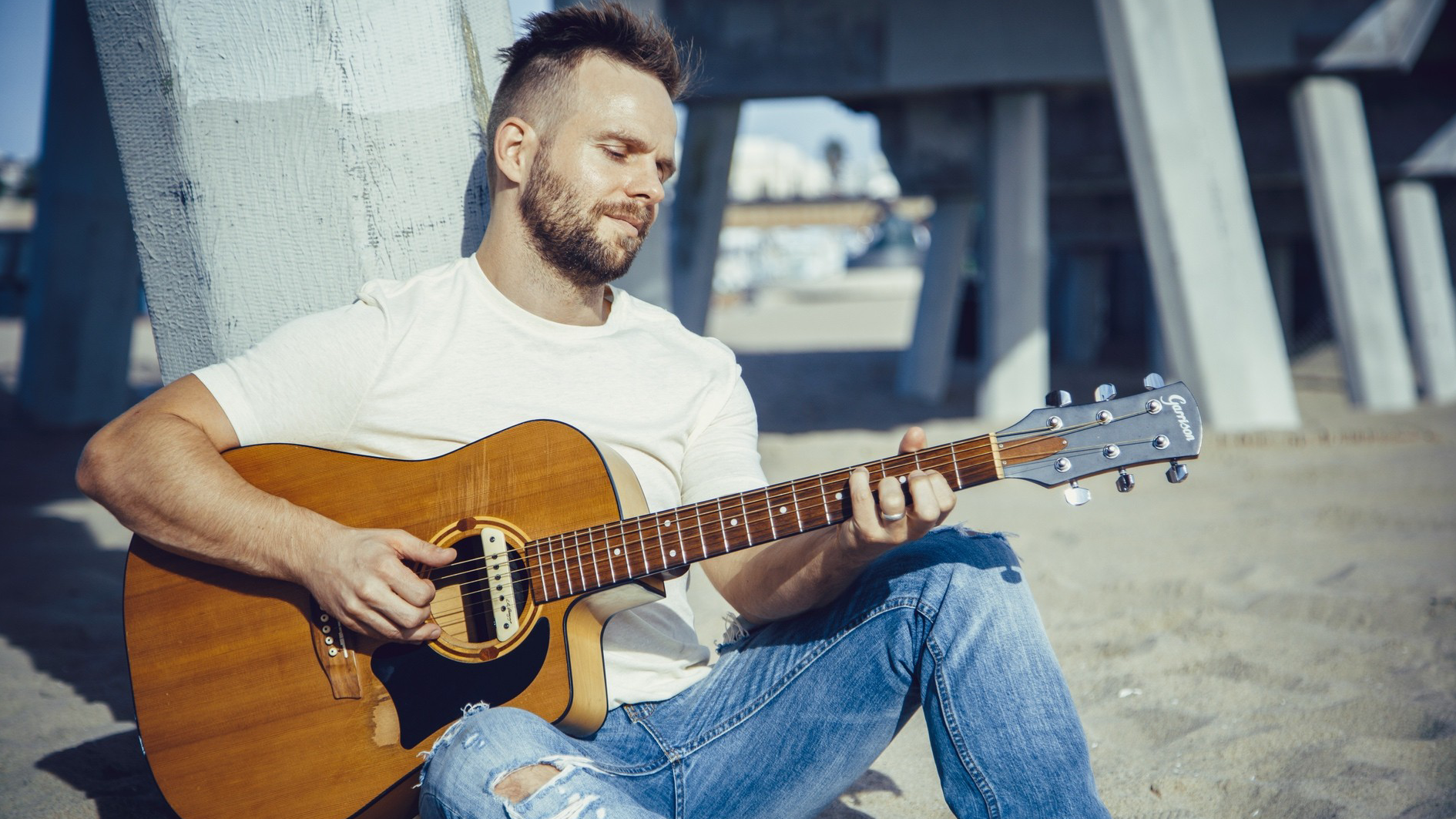Song and Stories with Tom Goss