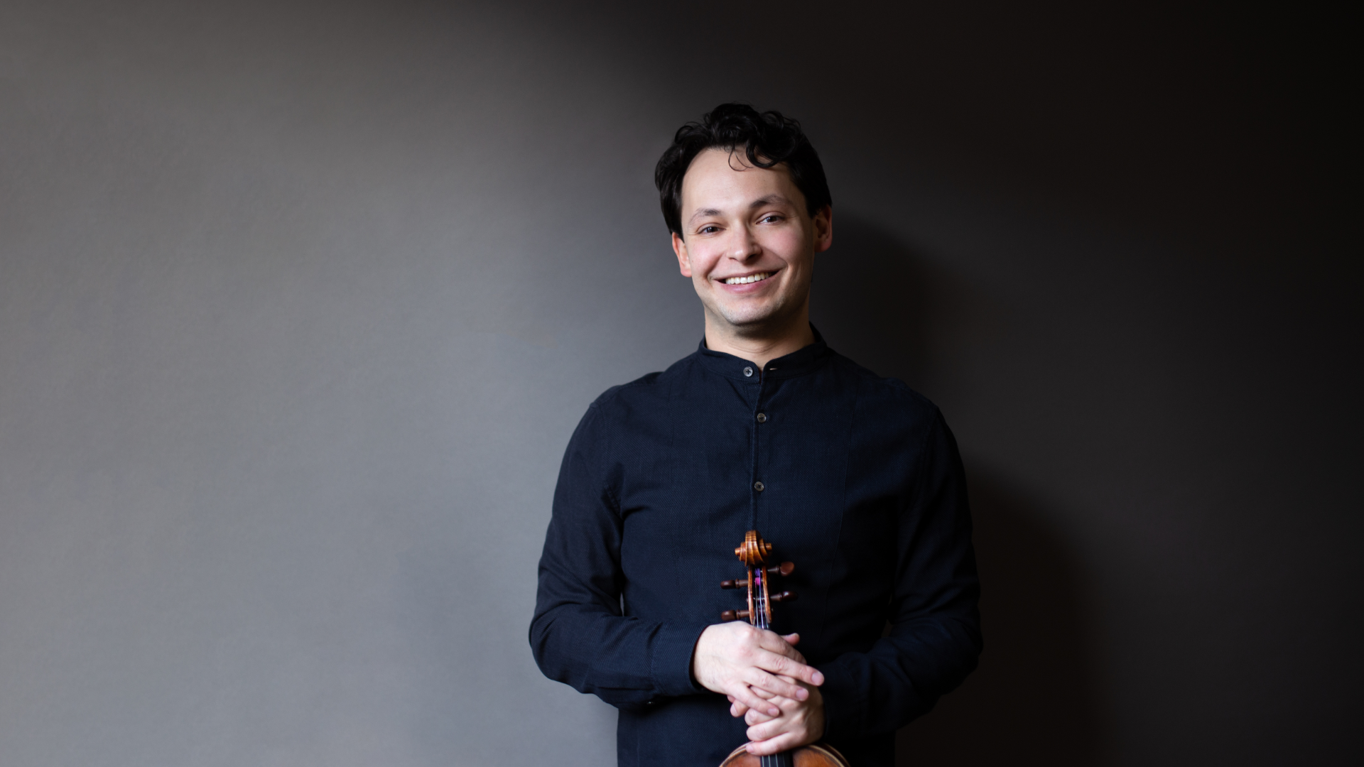 Yevgeny Kutik Brings Philip Glass to Life with Las Vegas Philharmonic Debut